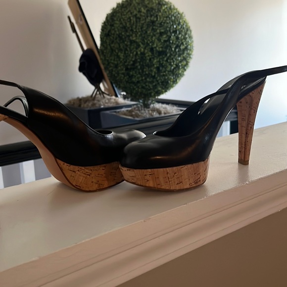 Stuart Weitzman Sling back, black w/cork platform 5 inch heel and 1 in. platform - Picture 1 of 3